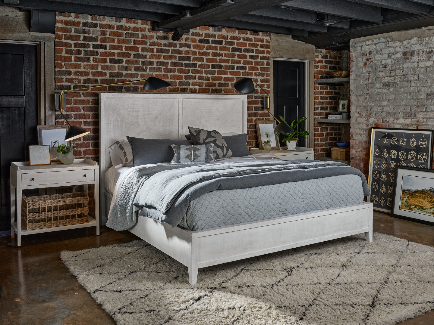 Universal Furniture Ames Bed - Thumbnail 5