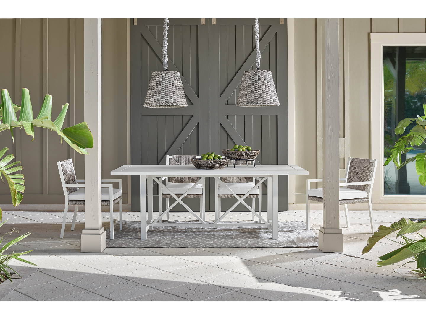 Universal Furniture Coastal Tybee Dining Table - Thumbnail 3