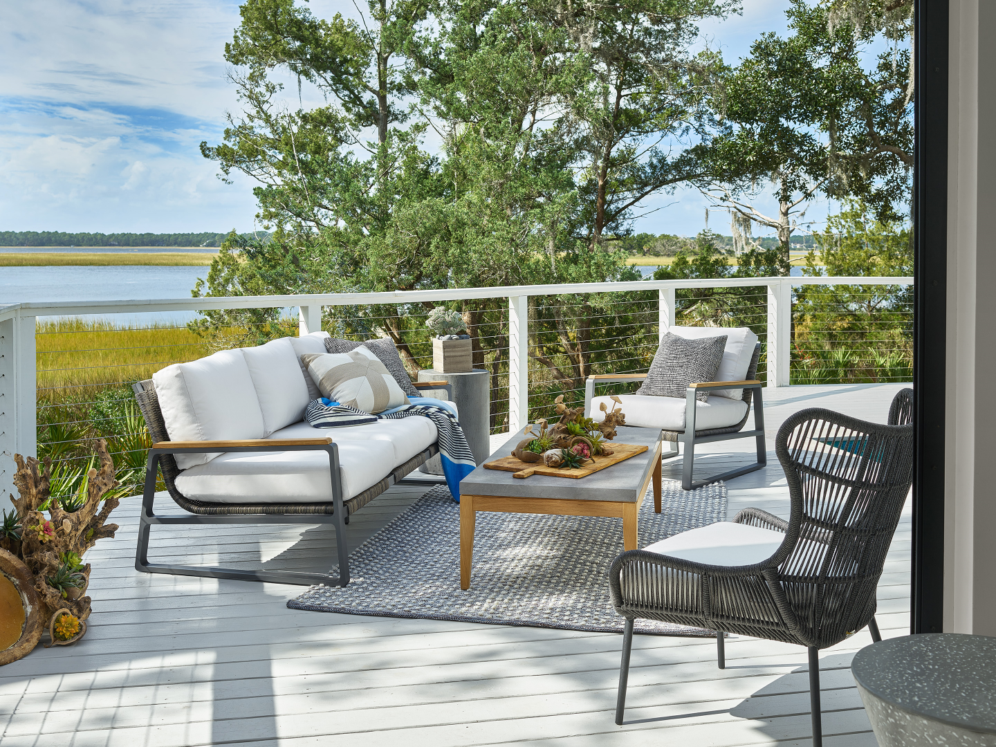 Coastal Living San Clemente Lounge Chair
