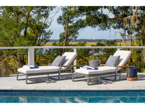 Universal Furniture Coastal Living Outdoor San Clemente Chaise Lounge U012950-UNIVERSAL