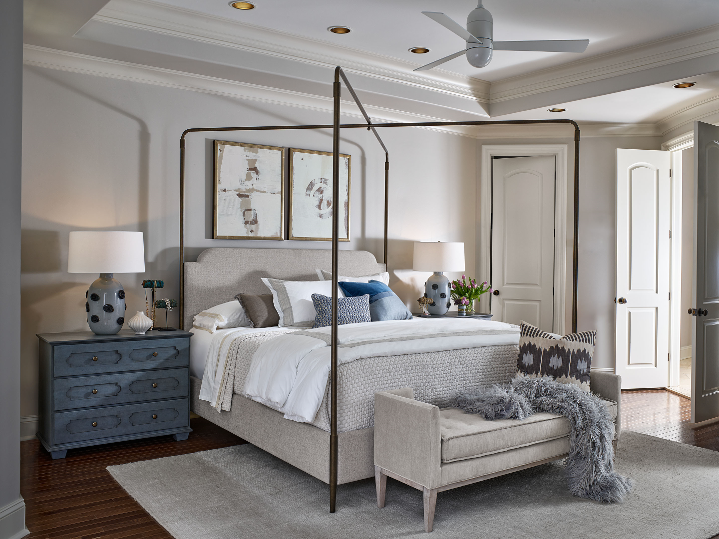 Universal Furniture Past Forward Three Drawer Chest - Thumbnail 4