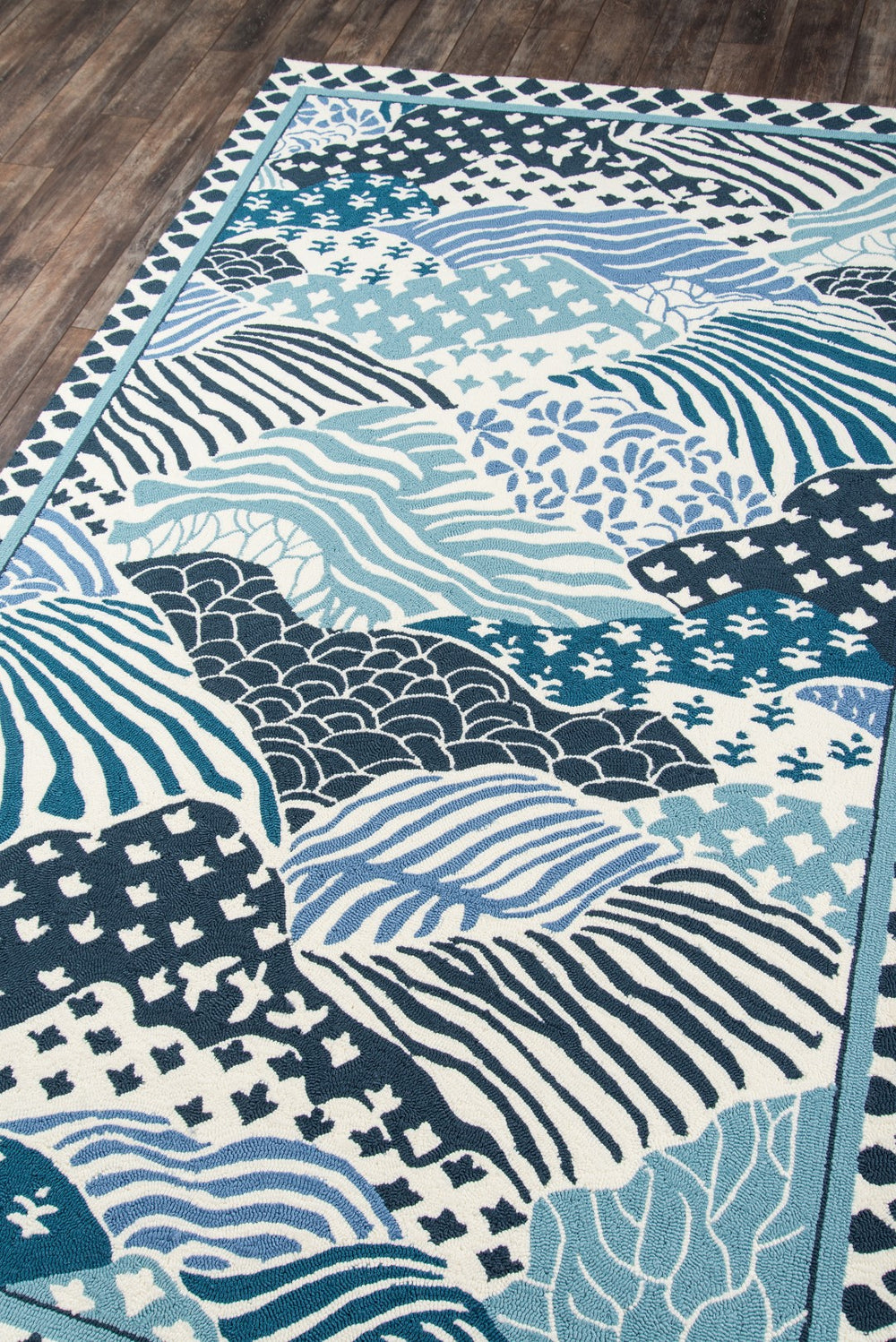 Momeni Madcap Cottage Under A Loggia UND-1 Hand Hooked Transitional Geometric Indoor/Outdoor Area Rug Blue 8' x 10' UNDERUND-1BLU80A0