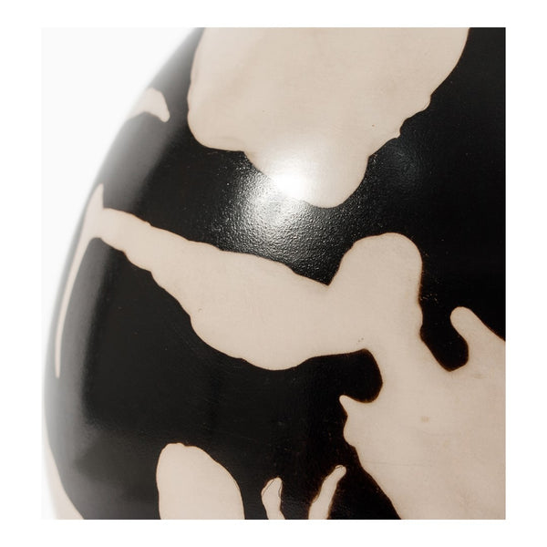 Moe's Home Chulu Vase UO-1005-02