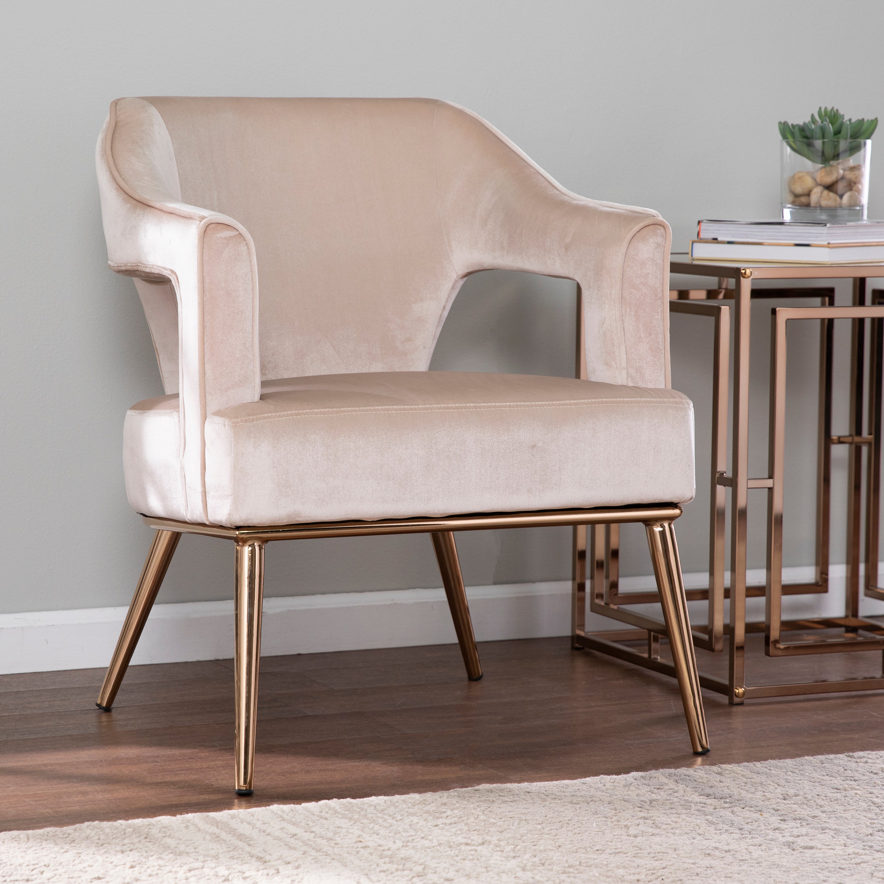 Eldermain Upholstered Accent Chair - Thumbnail 2