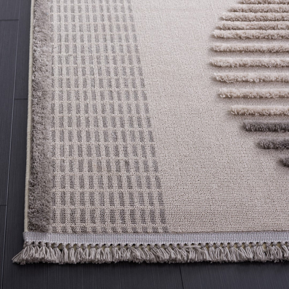 Safavieh Urban 218 Modern Power Loomed Rug Grey / Light Grey URB218F-8