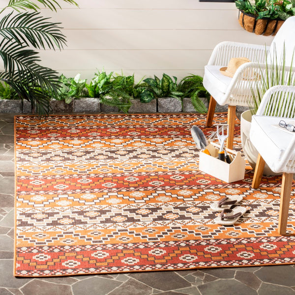 Safavieh Veranda 095 Power Loomed 87% Polypropylen/9.3% Polyester/3.7% Latex Outdoor Rug VER095-0332-4