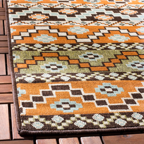 Safavieh Veranda 095 Power Loomed 87% Polypropylen/9.3% Polyester/3.7% Latex Outdoor Rug VER095-0752-4