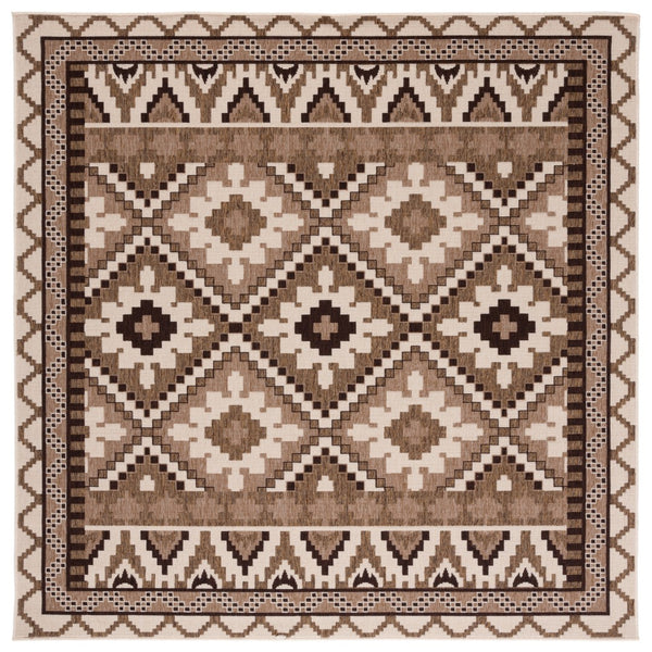 Safavieh Veranda 096 Power Loomed 87% Polypropylen/9.3% Polyester/3.7% Latex Outdoor Rug VER096-0215-4