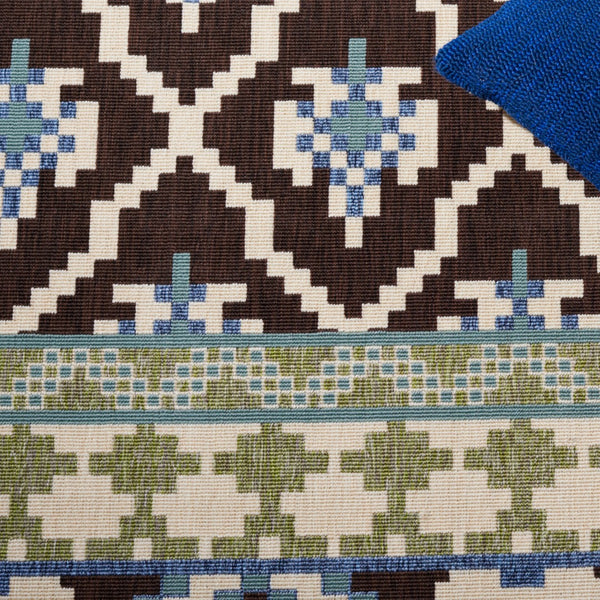 Safavieh Veranda 097 Power Loomed 87% Polypropylen/9.3% Polyester/3.7% Latex Outdoor Rug VER097-0624-9