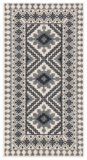 Safavieh Veranda 099 Power Loomed 87% Polypropylen/9.3% Polyester/3.7% Latex Outdoor Rug VER099-0451-5SQ