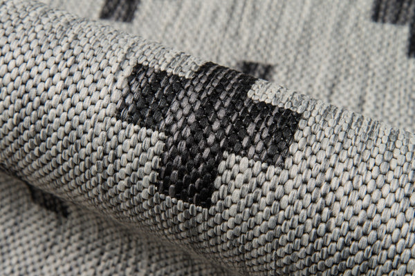 Momeni Novogratz Villa VI-01 Machine Made Contemporary Geometric Indoor/Outdoor Area Rug Grey 9'3" x 12'6" VILLAVI-01GRY93C6