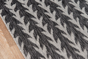 Momeni Novogratz Villa VI-02 Machine Made Contemporary Striped Indoor/Outdoor Area Rug Charcoal 9'3" x 12'6" VILLAVI-02CHR93C6