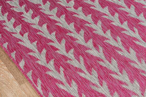 Momeni Novogratz Villa VI-02 Machine Made Contemporary Striped Indoor/Outdoor Area Rug Fuschia 9'3" x 12'6" VILLAVI-02FUS93C6