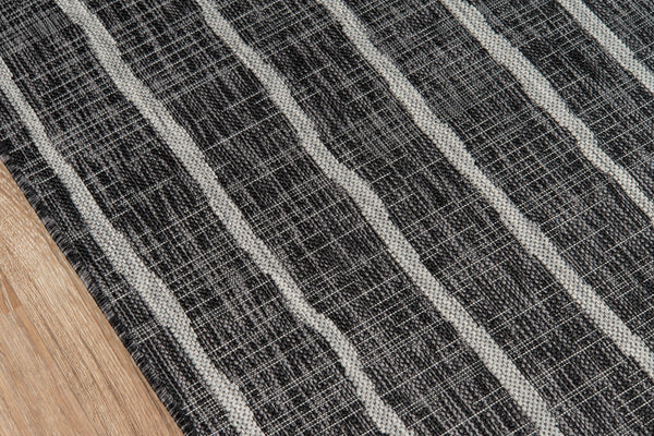 Momeni Novogratz Villa VI-03 Machine Made Contemporary Striped Indoor/Outdoor Area Rug Charcoal 9'3" x 12'6" VILLAVI-03CHR93C6