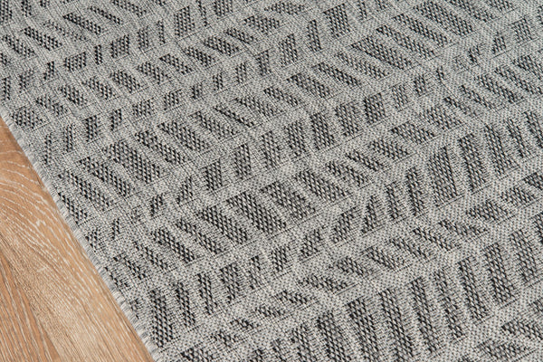 Momeni Novogratz Villa VI-05 Machine Made Contemporary Geometric Indoor/Outdoor Area Rug Grey 9'3" x 12'6" VILLAVI-05GRY93C6