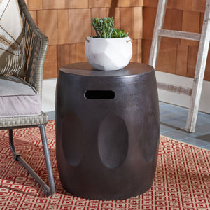 Zuri Indoor/Outdoor Modern Concrete Round 17.7 Inch H Accent Table