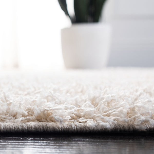 Safavieh Venus Shag 520 Power Loomed 61% Polypropylene/24% Jute/7% Polyester/8% Latex Shag & Flokati Rug VNS520A-8SQ
