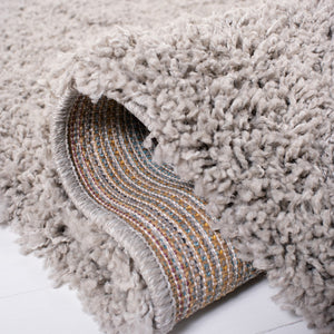 Safavieh Venus Shag 520 Power Loomed 61% Polypropylene/24% Jute/7% Polyester/8% Latex Shag & Flokati Rug VNS520E-8SQ