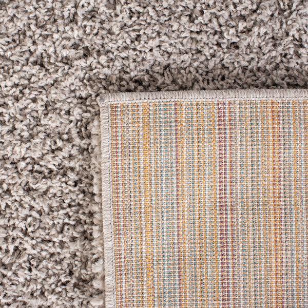 Safavieh Venus Shag 520 Power Loomed 61% Polypropylene/24% Jute/7% Polyester/8% Latex Shag & Flokati Rug VNS520E-8SQ