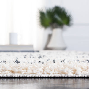 Venus Shag 600 Venus Shag 603 Shag Power Loomed 100 % Polypropylene Pile Rug Ivory / Dark Grey