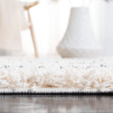 Safavieh Venus Shag 604 Power Loomed 61% Polypropylene/24% Jute/7% Polyester/8% Latex Shag & Flokati Rug VNS604B-8SQ