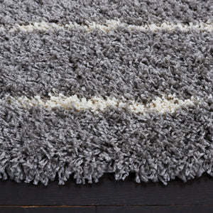 Safavieh Venus Shag 604 Power Loomed 61% Polypropylene/24% Jute/7% Polyester/8% Latex Shag & Flokati Rug VNS604J-9