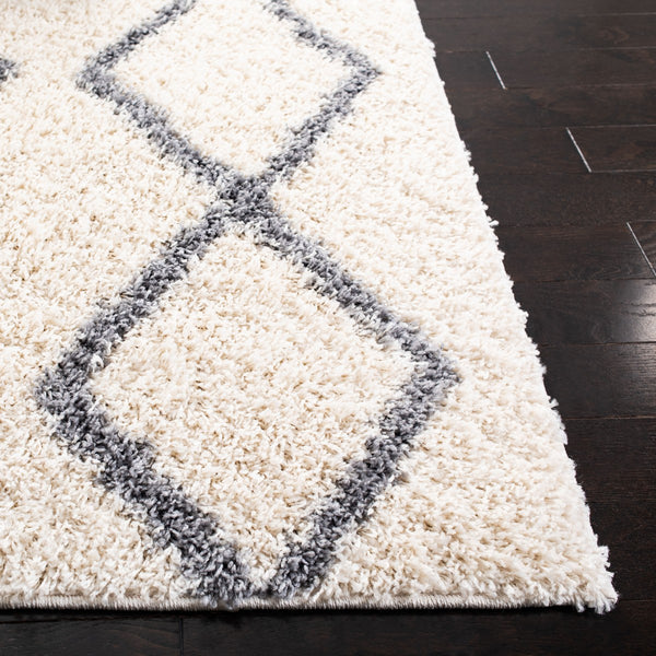 Venus Shag 600 Venus Shag 682 Shag Power Loomed 100 % Polypropylene Pile Rug Ivory / Grey