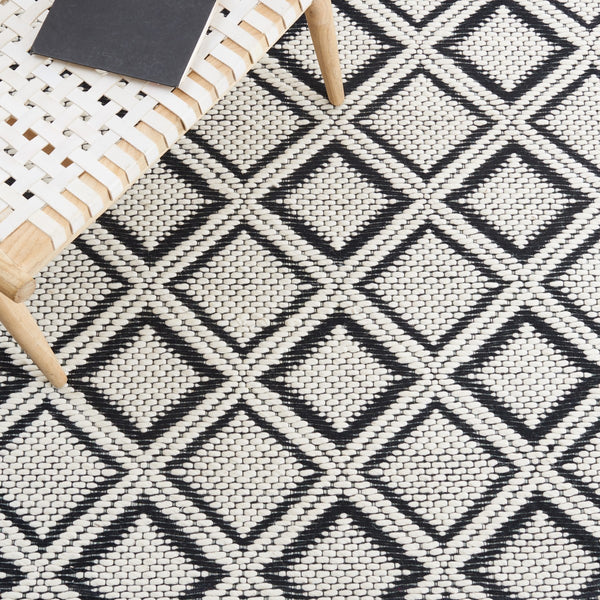 Safavieh Vermont 151 Hand Woven 80% Wool and 20% Cotton Rug VRM151Z-8