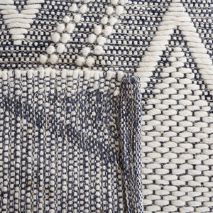 Safavieh Vermont 159 Hand Woven Wool and Cotton Bohemian Rug VRM159N-8