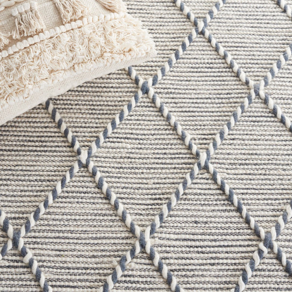 Safavieh Vermont 161 Hand Woven Wool and Cotton Bohemian Rug VRM161G-8