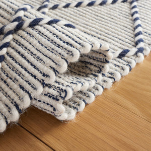 Safavieh Vermont 161 Hand Woven Wool and Cotton Bohemian Rug VRM161N-8