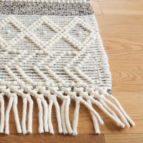 Safavieh Vermont 254 Hand Loomed 70% Wool and 30% Cotton Bohemian Rug VRM254Z-5