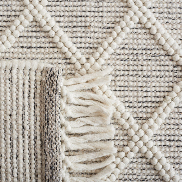 Safavieh Vermont 255 Hand Loomed 70% Wool and 30% Cotton Bohemian Rug VRM255Z-5