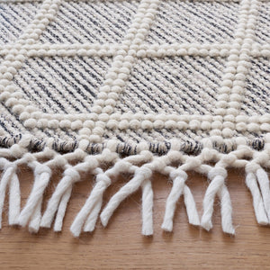 Safavieh Vermont 255 Hand Loomed 70% Wool and 30% Cotton Bohemian Rug VRM255Z-6R