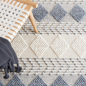 Safavieh Vermont 257 Hand Loomed 70% Wool and 30% Cotton Bohemian Rug VRM257F-5