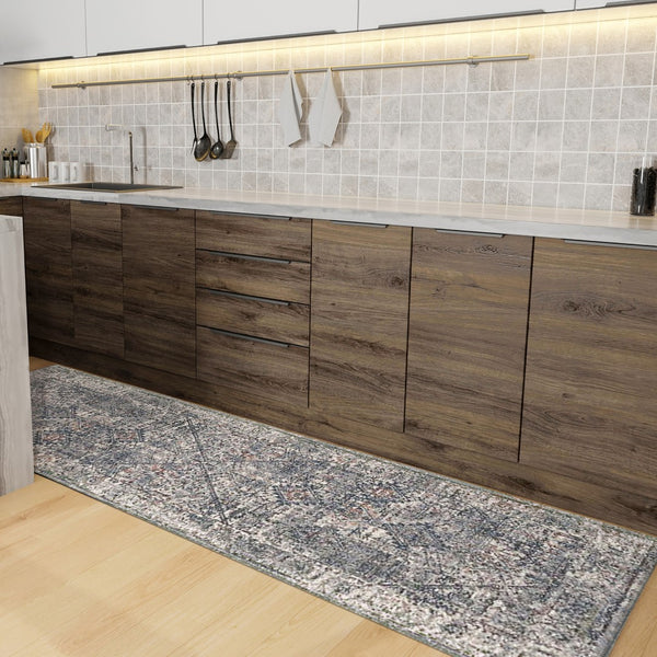 AMER Rugs Vermont VRM-3 Power-Loomed Bordered Transitional Area Rug Gray/Ivory 2'7" x 8'