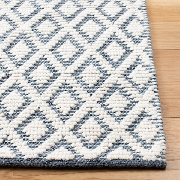 Safavieh Vermont 304 Hand Woven 100% Wool Pile Rug X22X VRM304M-5