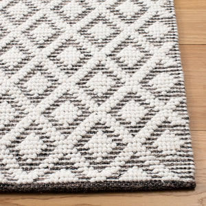 Safavieh Vermont 304 Hand Woven 100% Wool Pile Rug X22X VRM304T-5