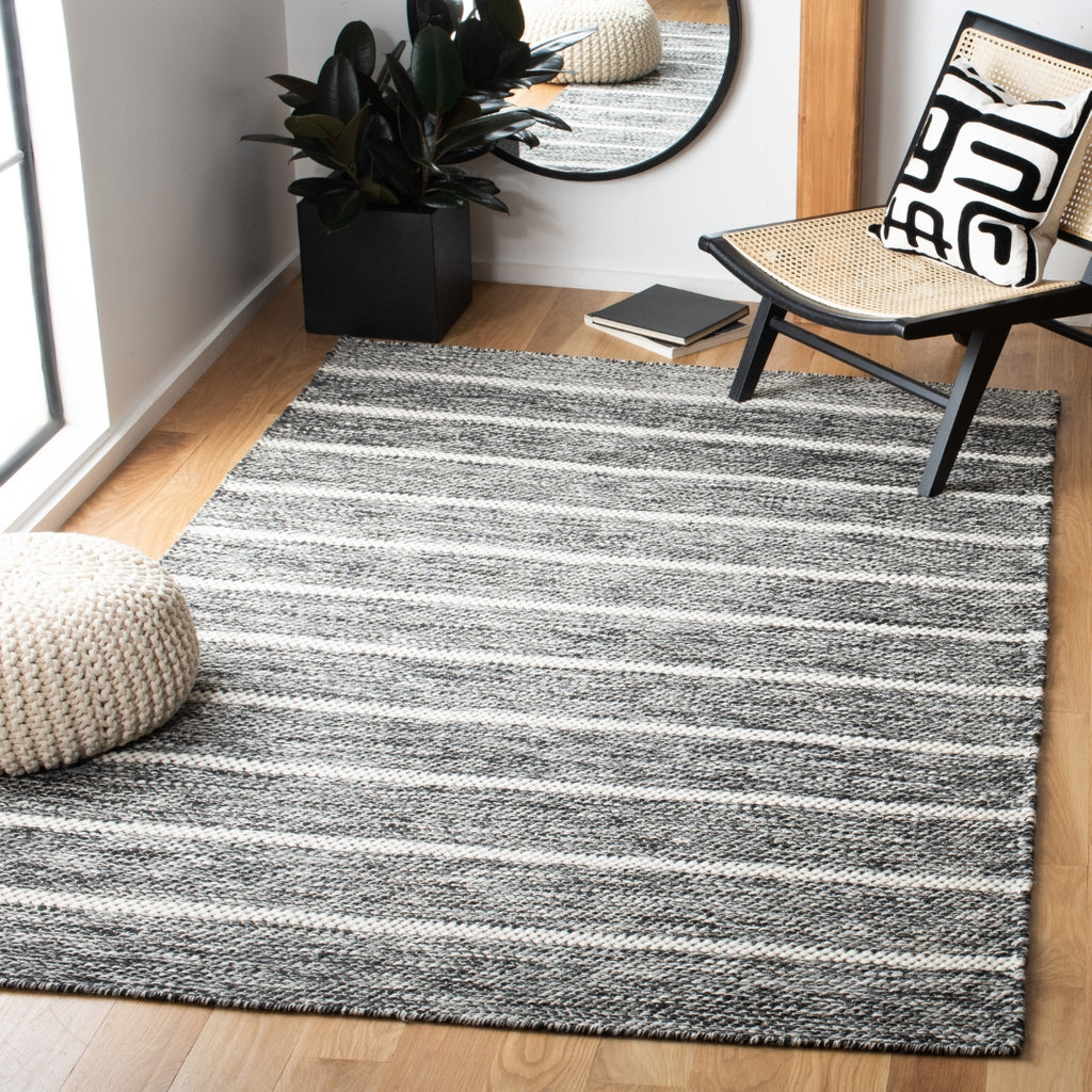 Vermont 802 Hand Tufted 80% Wool, 20% Cotton Rug Black / Ivory 80% WOOL, 20% COTTON VRM802Z-5