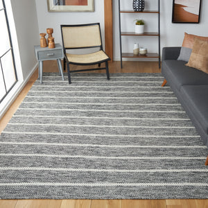 Vermont 802 Hand Tufted 80% Wool, 20% Cotton Rug Black / Ivory 80% WOOL, 20% COTTON VRM802Z-8