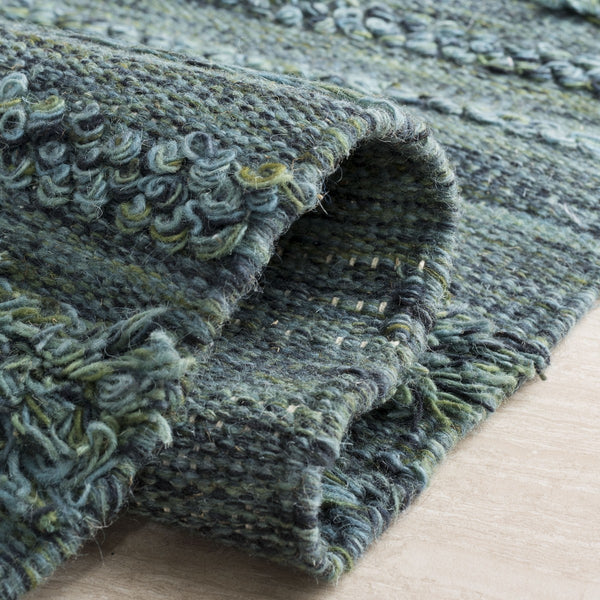 Safavieh Vermont 901 Hand Woven 85% Wool and 15% Cotton Rug VRM901Y-8