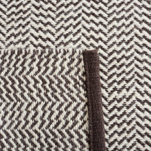 Safavieh Vermont 902 Hand Woven 60% Cotton and 40% Wool Contemporary Rug VRM902T-6SQ