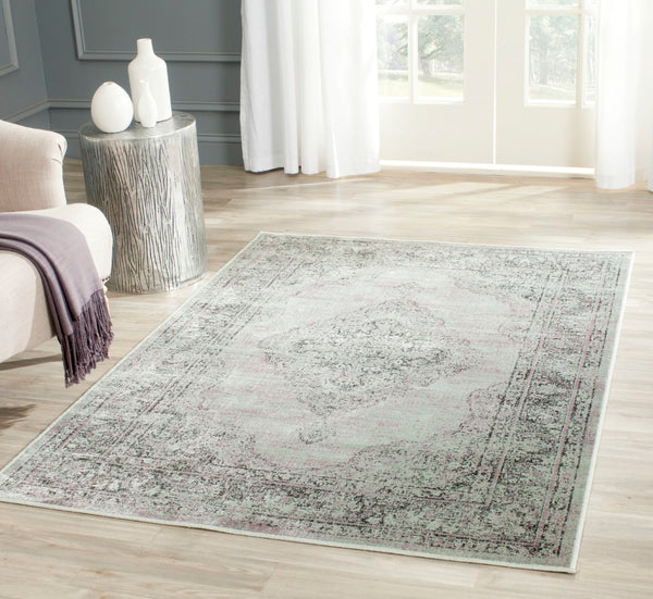 Safavieh Vintage 112 Power Loomed 67.7% Viscose/20.6% Polyester/11.8% Cotton Rug VTG112-110-34