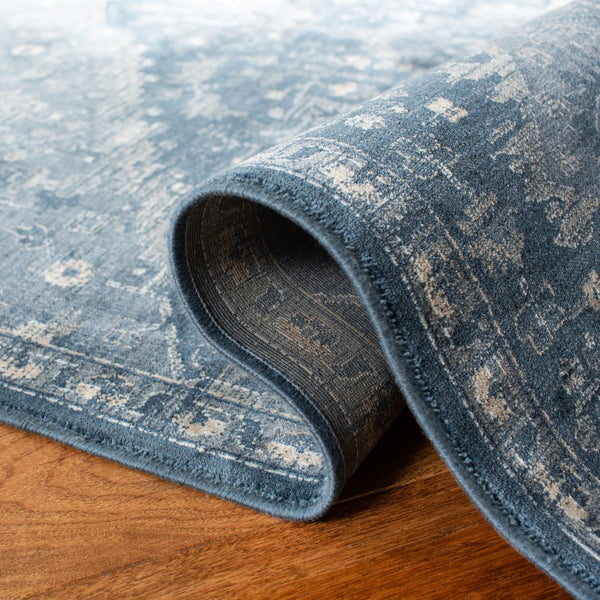 Safavieh Vintage 875 Power Loomed 67.7% Viscose/20.6% Polyester/11.8% Cotton Rug VTG875-7330-4