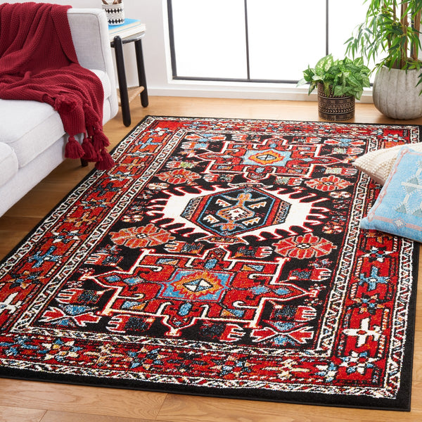 Safavieh Vintage Hamadan 229 Power Loomed Traditional Rug Red / Black 9' x 12'