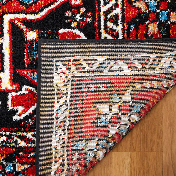 Safavieh Vintage Hamadan 229 Power Loomed Traditional Rug Red / Black 9' x 12'