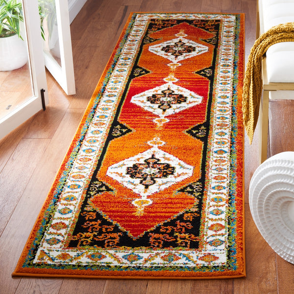 Safavieh Vintage Hamadan 260 Power Loomed Polypropylene Transitional Rug VTH260P-9