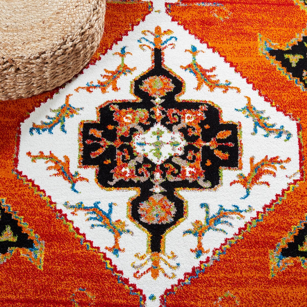 Safavieh Vintage Hamadan 260 Power Loomed Polypropylene Transitional Rug VTH260P-9