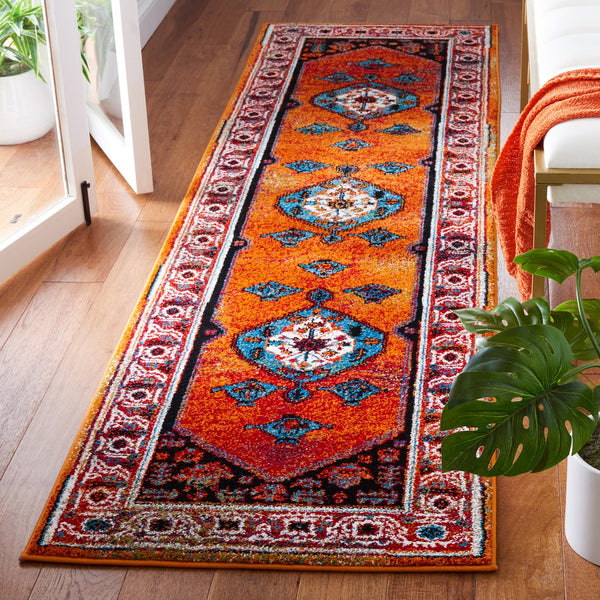 Safavieh Vintage Hamadan 262 Power Loomed Polypropylene Transitional Rug VTH262Q-9