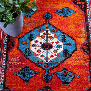 Safavieh Vintage Hamadan 262 Power Loomed Polypropylene Transitional Rug VTH262Q-9